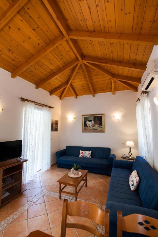Delphinus Villas-Villa Nikitas Áyios Nikítas Exteriör bild