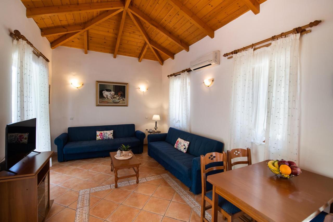 Delphinus Villas-Villa Nikitas Áyios Nikítas Exteriör bild
