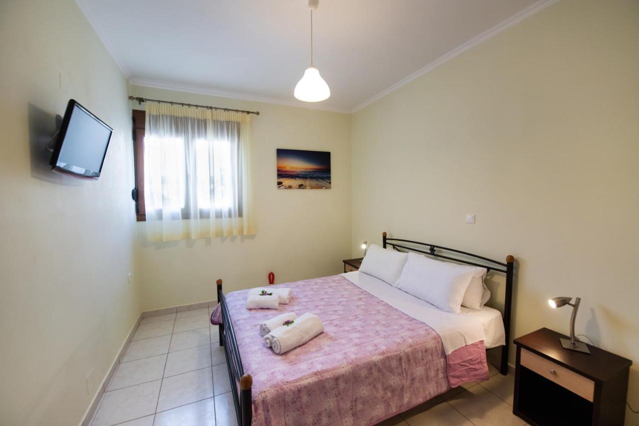 Delphinus Villas-Villa Nikitas Áyios Nikítas Exteriör bild